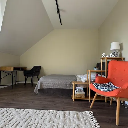 біля парку Apartment *